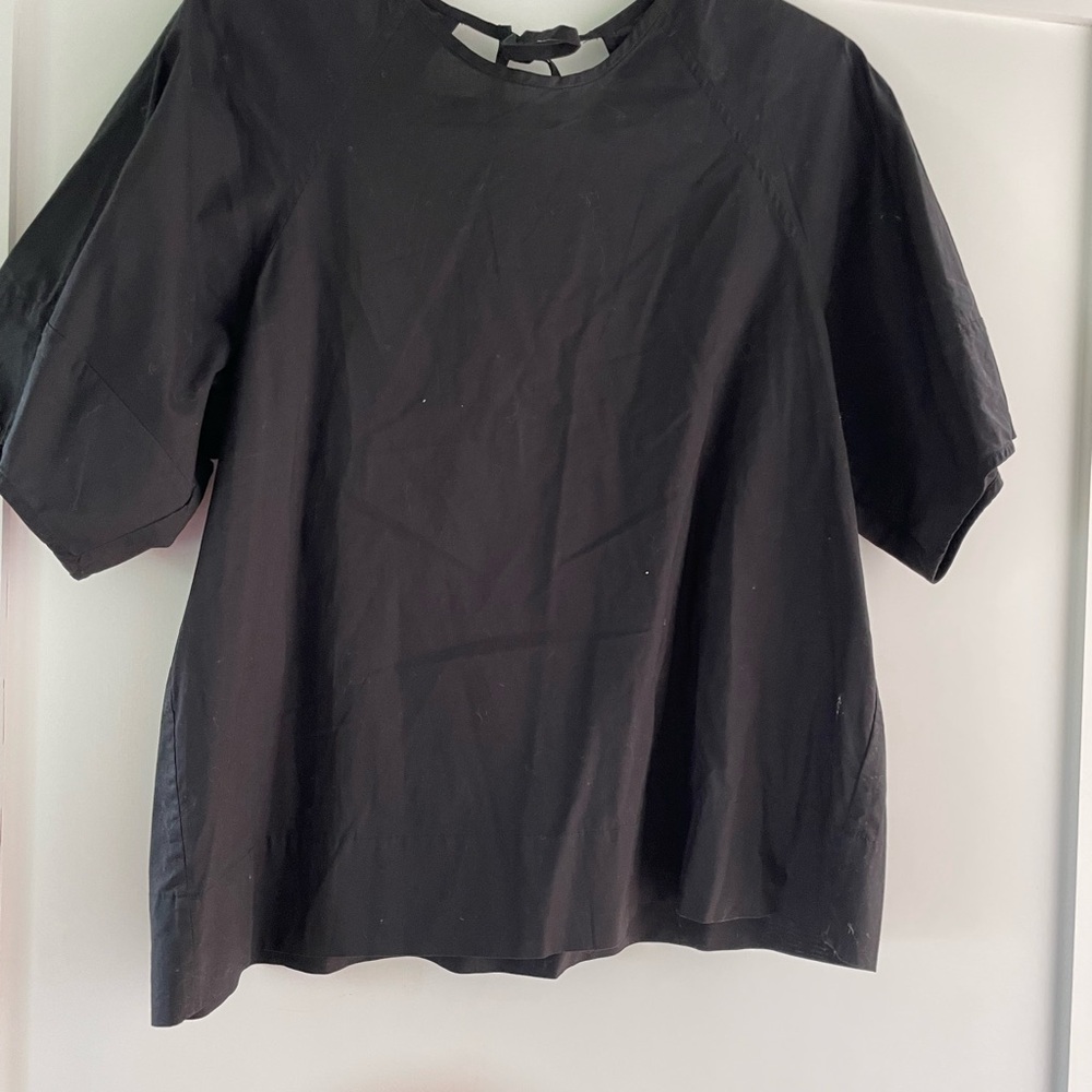 Everlane Classic Black Top
